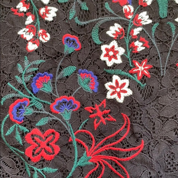 Charter Club Black Floral Embroidered Lace Blouse Top - Picture 4 of 6